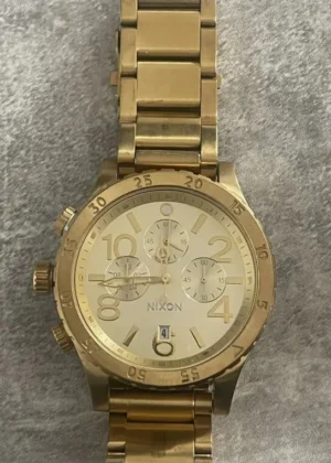 Nixon A083-897