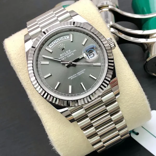 Rolex Watch Day Date For Men 228239