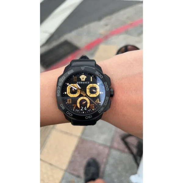 com_file_03f2766e-1744-487c-9d67-bed212816080 Versace Dylos Chronograph Black Dial Black Rubber Strap Watch for Men - VQC020015