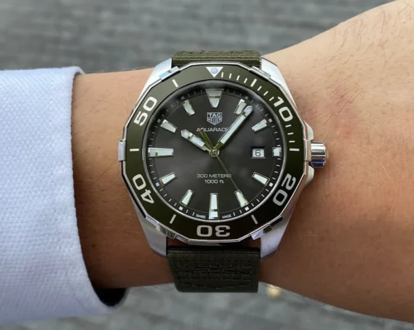 maxresdefault_389d5827-466b-4e15-9f91-96077a1bc4ec Tag Heuer Aquaracer Black Dial Khakhi Green NATO Strap Watch for Men - WAY101E.FC8222
