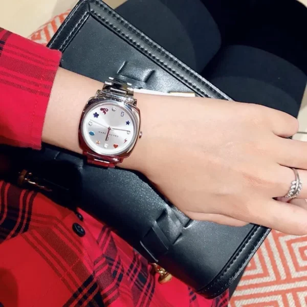 D_ng-h_-marc-jacobs_20a6a814-fc1b-4b39-b4ae-25fea266e2c0 Marc Jacobs Mandy Silver Dial Silver Steel Strap Watch for Women - MJ3548