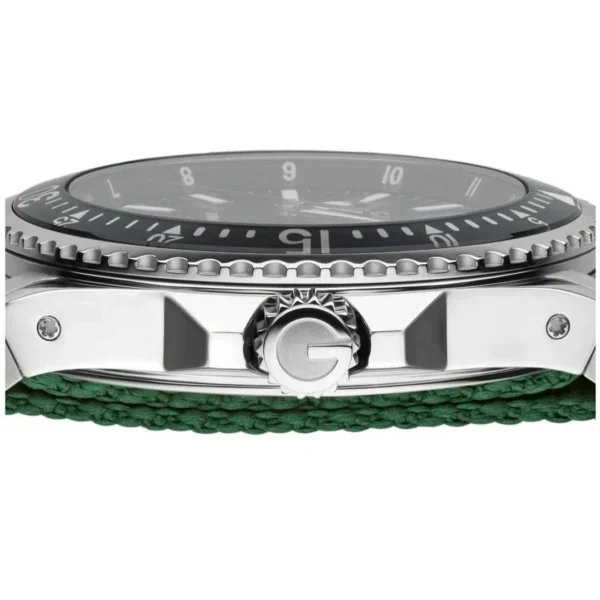 gucci-dive-ya136206-green-and-red-nylon-strap-mens-watchbracelet-color-multicolored-movement-quartz-_2-132827 Gucci Dive Black Dial Two Tone NATO Strap Watch For Men - YA136206