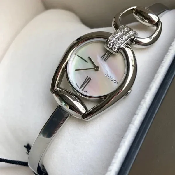 weidian239200193-55a7000001700467ca910a217252_1080_1080_jpg Gucci Horsebit Collection Diamonds Mother of Pearl White Dial Silver Steel Strap Watch For Women - YA139504
